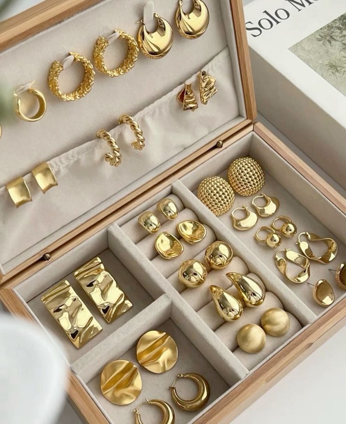 WOMEN'S ACCESSORIES