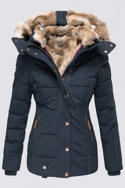 Nora™ – Parka de Invierno con Bolsillos y Capucha