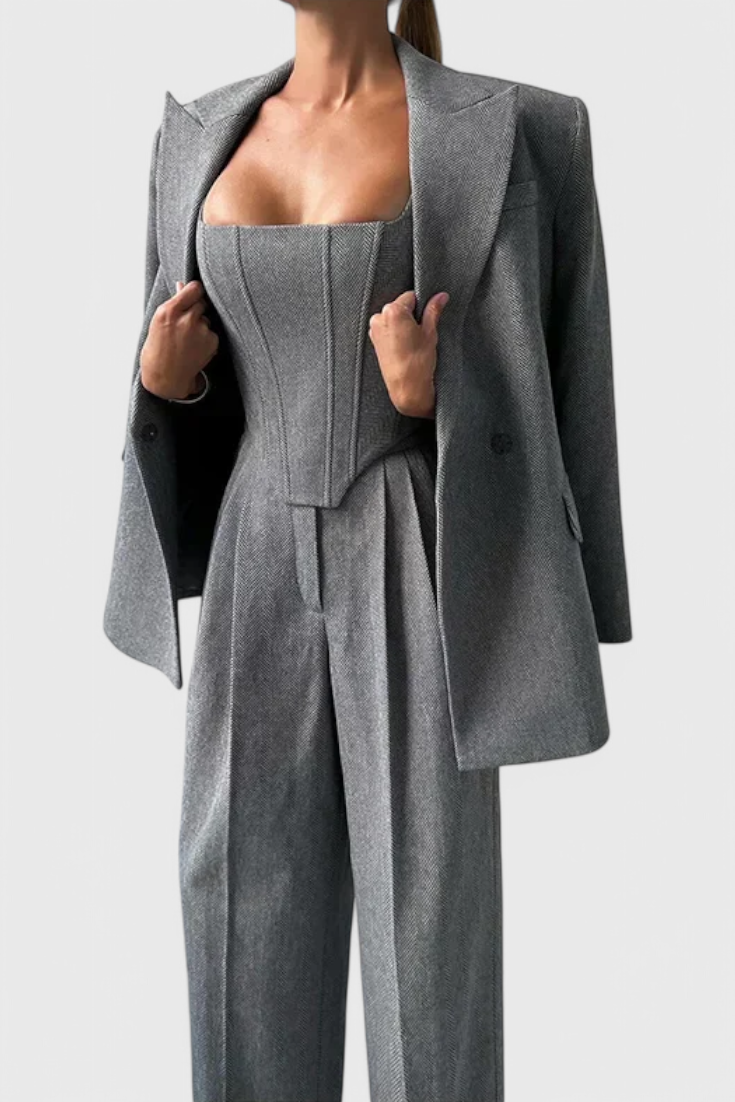 Evena Traje de 3 Piezas con Corsé Estructurado