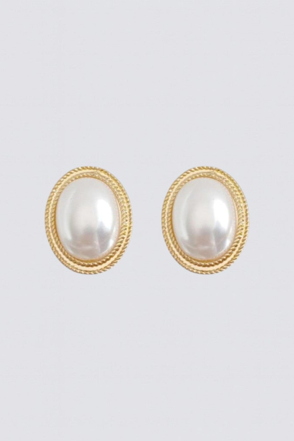 Pendientes De Perla Ovalada Radiance