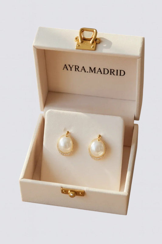 Pendientes De Perla Ovalada Radiance