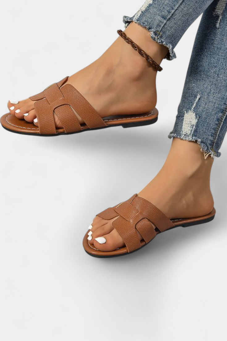 Silvia Sandalias Planas